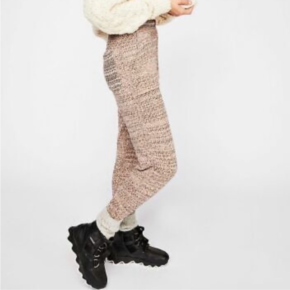 NWOT FREE PEOPLE The Cozy Knit Pants Sweatpants Trousers Marled Pink Multi L